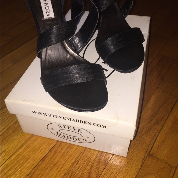 Steve Madden Strappy Heels Sz 8.5 - Picture 1 of 8